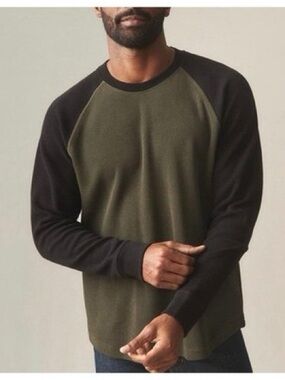 NWOT American Giant Mens French Rib Raglan Colorblock Crewneck Pullover Green